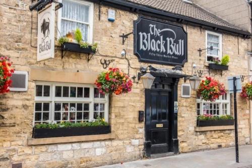 Large 4 Bedroom Home In Boston Spa Village In-Between York, Harrogate And Leeds, Sleeps 9 Екстериор снимка